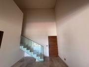 Departamento de dos niveles en Country Club