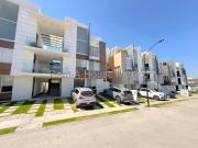 Departamento de dos recámaras en planta baja en renta en...