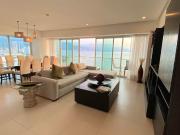 Departamento de lujo en Icon Vallarta con acceso a playa...