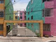 Departamento de oportunidad en 1a. Priv. Lago Kolind 10,...