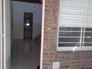 Departamento de pasillo en venta Dean Funes al 700,...