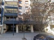 Departamento de tres ambientes con cochera