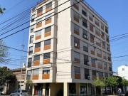 Departamento de tres dormitorios céntrico en venta