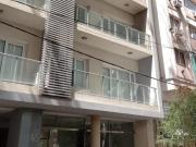 Departamento de un dormitorio con cochera en alquiler