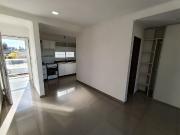 Departamento de un dormitorio con cochera en Balcarce y...