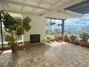 Departamento de venta Cumbaya. Terraza cubierta