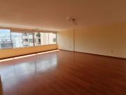 DEPARTAMENTO DE VENTA EN QUITO SECTOR BOSMEDIANO