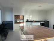 Departamento dos ambientes amoblado y con cochera fija a...