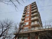 Departamento dos ambientes con cochera