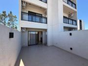 Departamento dos ambientes con patio a la venta en Wilde