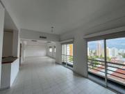 Piso en La Plata con 2 cocheras