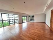 Departamento en 13 e/ 55 y 56 5to piso