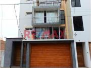 Departamento En 1Er Piso Con Cochera En Condominio