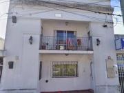 Departamento en A. del Valle 215