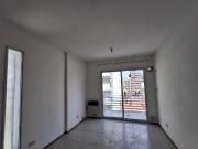 Departamento en alquiler 1 dormitorio al frente con...