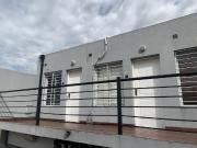 Departamento en Alquiler 2 amb. c/ patio Haedo Sur