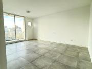 Departamento en alquiler. 2 ambientes. Al frente....