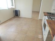 Departamento en alquiler. 2 ambientes. Living y cocina...
