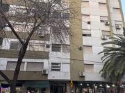 Departamento en 2 amb y 1/2. Piso 1° Interno en...