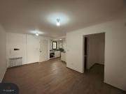 Departamento en Alquiler de 2 Dormitorios con Cochera...