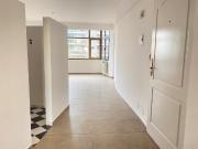 Departamento en alquiler de 3 ambientes con cochera