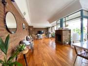 Departamento en alquiler de 4 ambientes con 2 cocheras