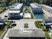 Departamento en Alquiler en Chic Village, La Lonja,...