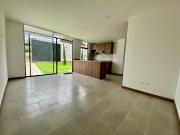 Departamento en Alquiler en Tumbaco, Quito