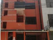 Departamento En Alquiler En Urb. Las Palmas En 2° Piso...