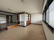 Departamento en alquiler Tres dormitorios Plaza Moreno