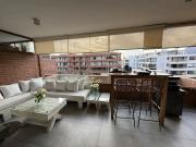 Departamento en arriendo c/ estacionamiento en Jardín...