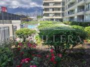 Departamento en arriendo c/ estacionamiento en Metro Las...