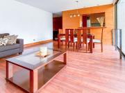 Departamento en arriendo c/ estacionamiento en Metro...