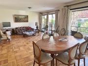 Departamento en Arriendo con Patio, 3D + servicio, Vitacura