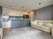 Departamento en arriendo en edificio moderno en calle...