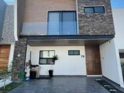 Departamento en Av centenario, a 5 min de metro barranca