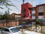 Departamento en calle Bosque de Membrillo, Bosques del...