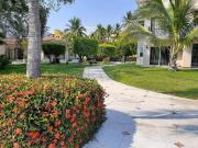 Departamento en Club Santiago, Colima