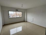 DEPARTAMENTO EN DUPLEX 3 AMB CON COCHERA LINIERS