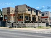 Departamento en frente al Hospital universitario Austral