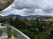 Departamento en Lomas Country Club