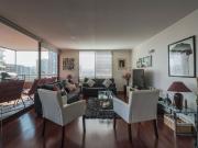 Departamento en Metro Manquehue Apumanque