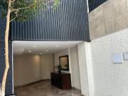 DEPARTAMENTO EN PLANTA BAJA CON PATIO EN JARDINES DE LA...