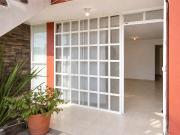 Departamento en planta baja con patio en San Miguel de...