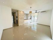 Departamento en planta baja, dentro de privada