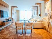 Venta Departamento Playa Grande Cinco ambientes a la...