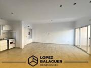 Departamento en Ramos Mejia 2 dormitorios balcon y...