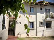 Departamento en renta a espaldas de Plaza México, 2...