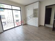 Departamento en renta con balcón cerca del Kiosco Morisco
