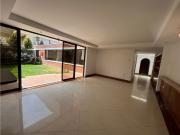 Departamento en Renta con Jardín en Miravalle, Cumbayá,...